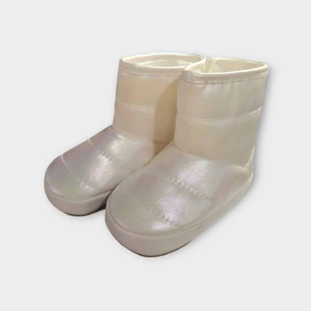Old Navy Baby Booties 6-12M